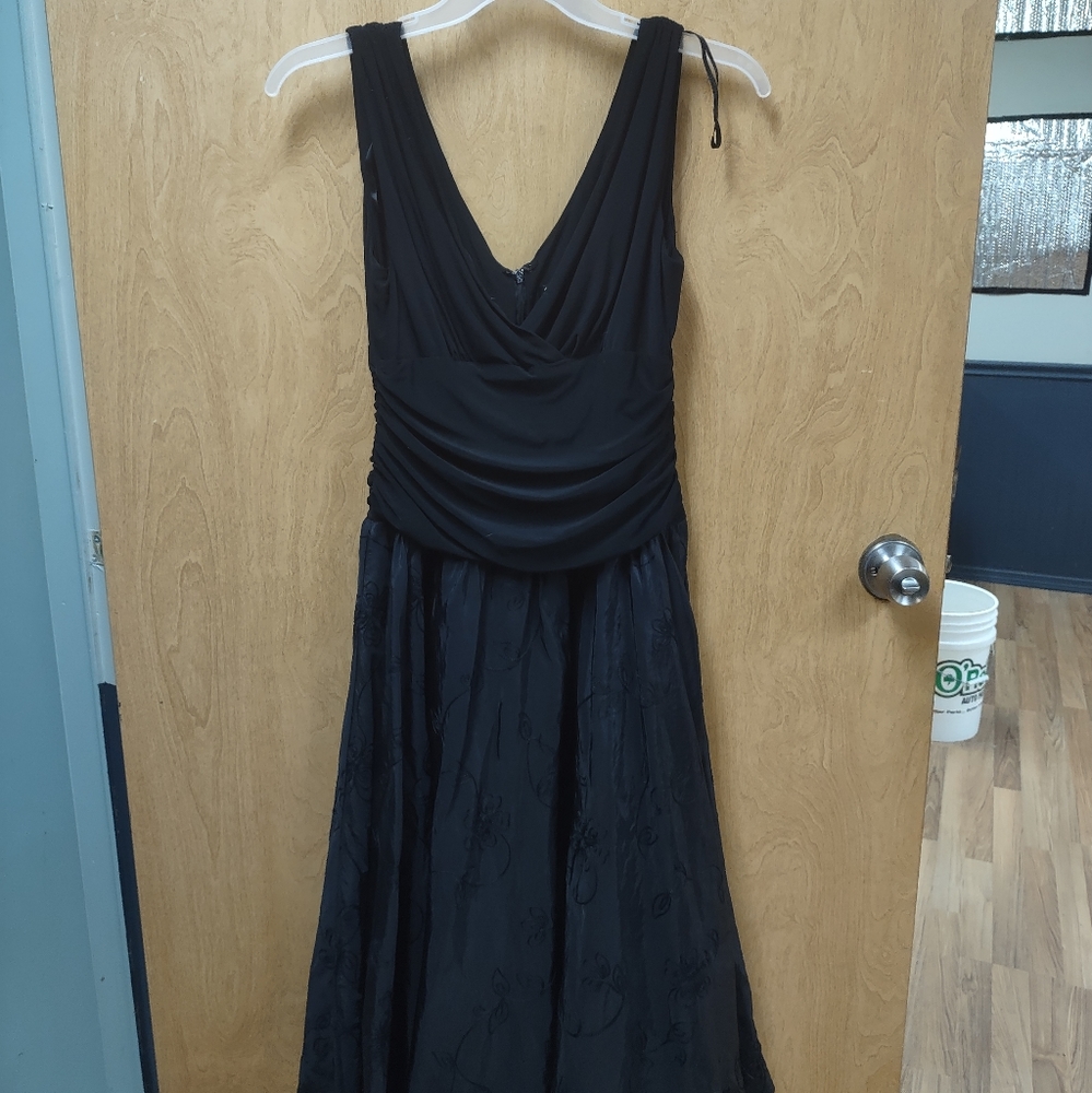 Black dress size 12